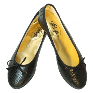 Schlangenoptik Ballerinas by Petruska - Phytonleder Damenschuhe in Schwarz